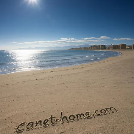 Splendide Vue Depuis La Et Le Salon Cuisine, 20m De La Plage! * Canet-en-Roussillon